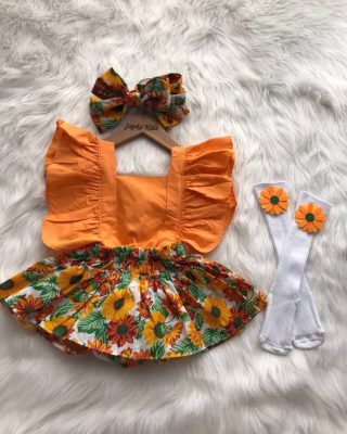 Robe bébé à fleurs orange 3 pièces