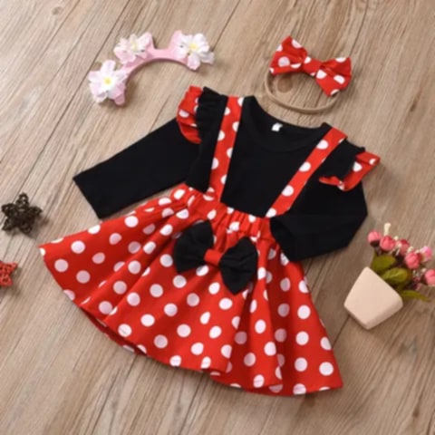 79784693-940a-49e2-a617-defb41d02445 Robe mini mousse rouge 3 piéces pull noir – Image 1
