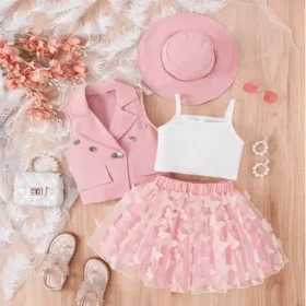 Ensemble 4 pièces avec chapeau rose