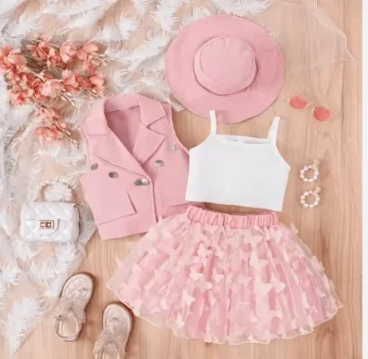 Ensemble 4 pièces avec chapeau rose
