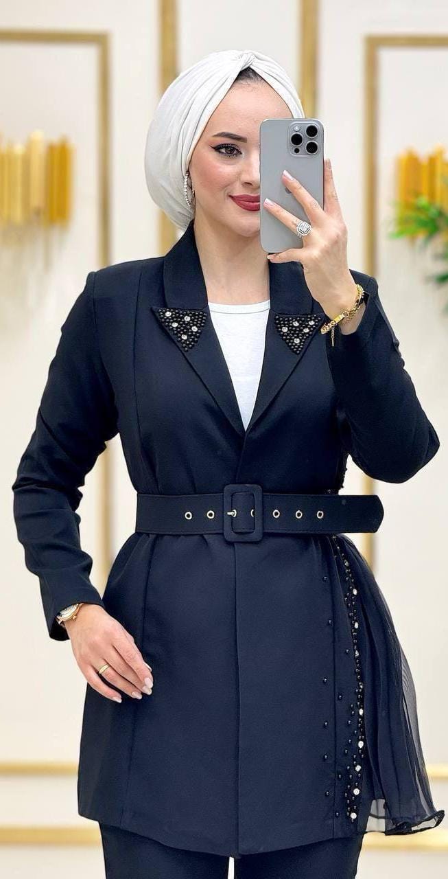 IMG-20240814-WA0165 Enssemble noir 3 pieces paillette – Image 1