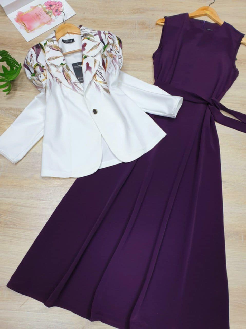 aedafafb-be20-4038-b8b5-9ff8c4e28aba Robe move avec blazer – Image 1